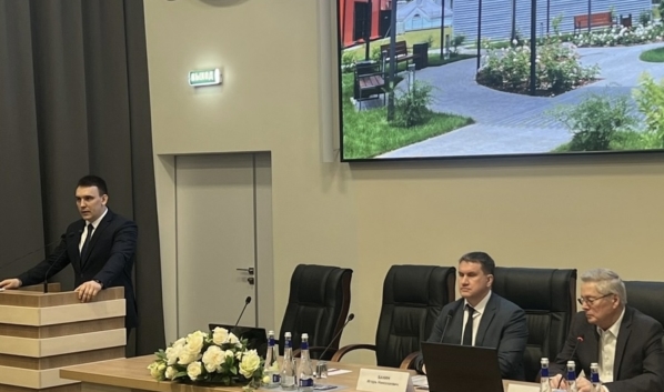 Руслана Мошурова представили коллективу.